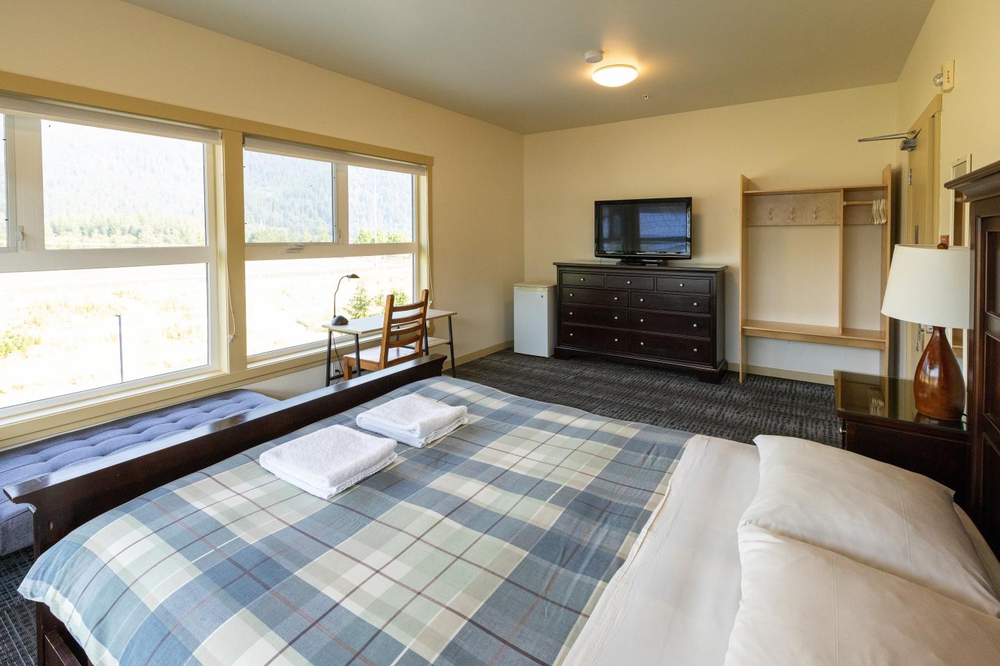 Whistler Athletes Centre Lodge Premium Queen Hotel Room